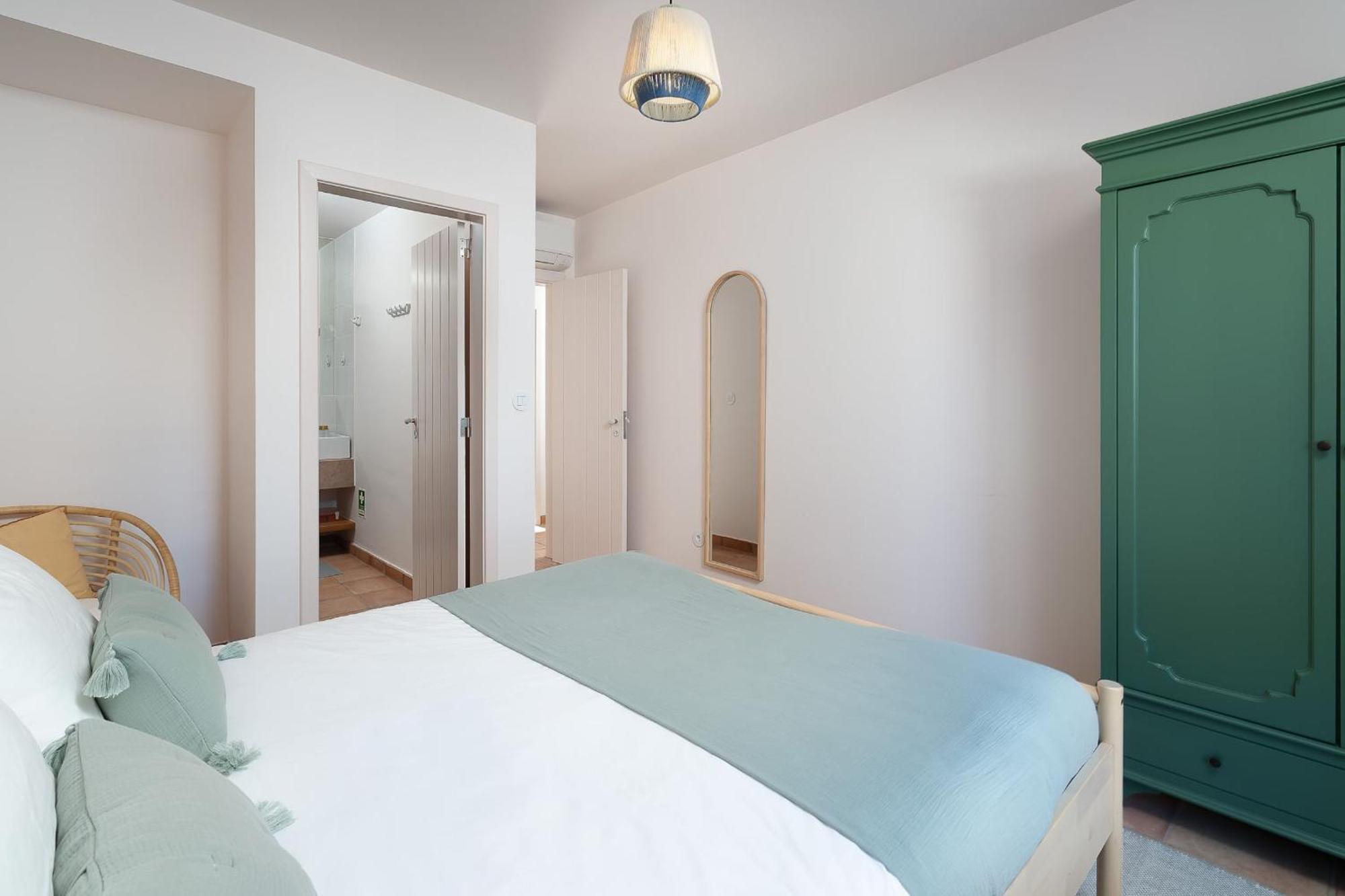 Vila Ramalhete W/ 3 Bdr & Balcony By Lovelystay アルチュラ エクステリア 写真